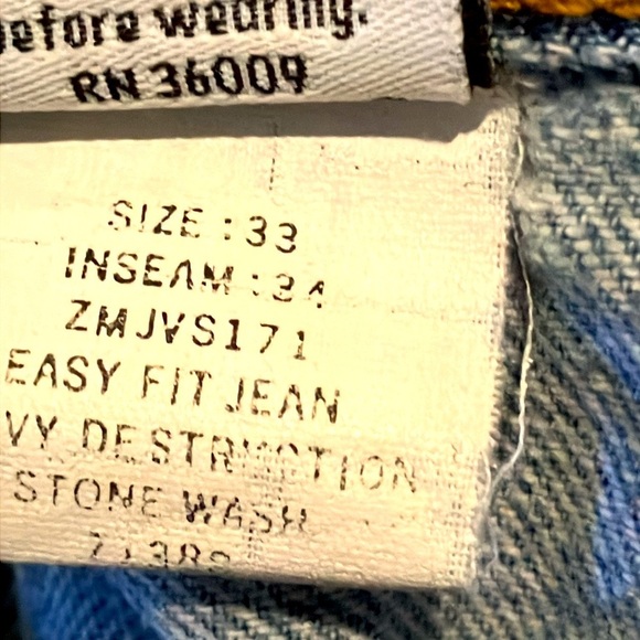 Calvin Klein Stone Washed Jeans 33 x 34 Pre-owned Condition - Picture 9 of 12